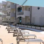 Costa Smeralda 公寓式酒店 葛伦坦马勒