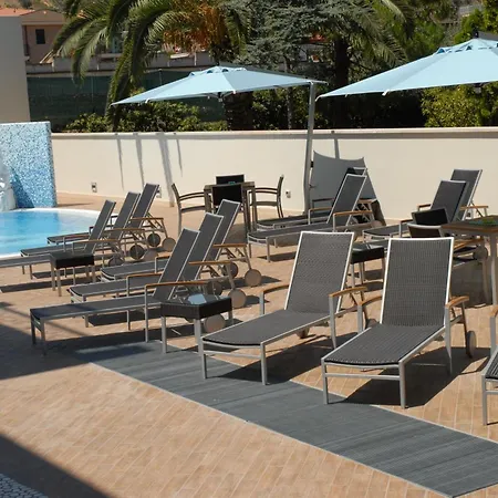 Lägenhetshotell Costa Smeralda 3*