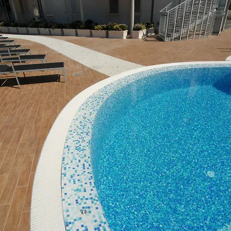 Lägenhetshotell Costa Smeralda 3*