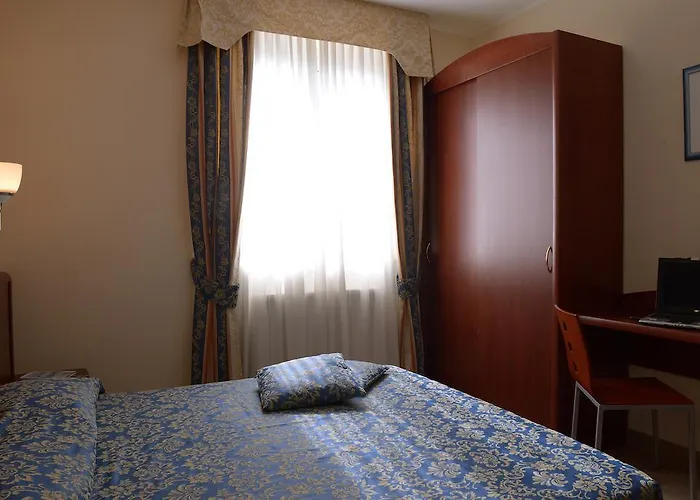 Costa Smeralda Гроттамаре