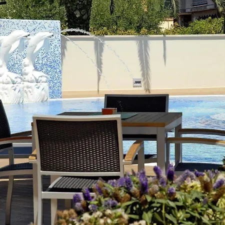 Costa Smeralda 3* 그로타마레